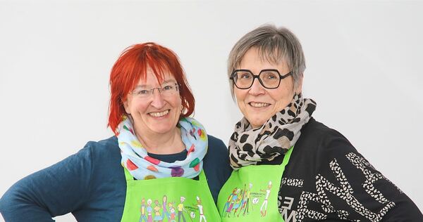 Bärbel Albrecht (links) und Gisela Vogt haben 14 Jahre lang die Vesperkirche organisiert. Nach diesem Jahr ist für sie Schluss. Foto: Ramona Theiss