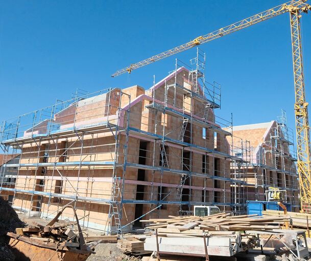 Neu gebaut wird derzeit wenig, auch die Sanierungsquote könnte höher sein. Foto: Bernd Weißbrod